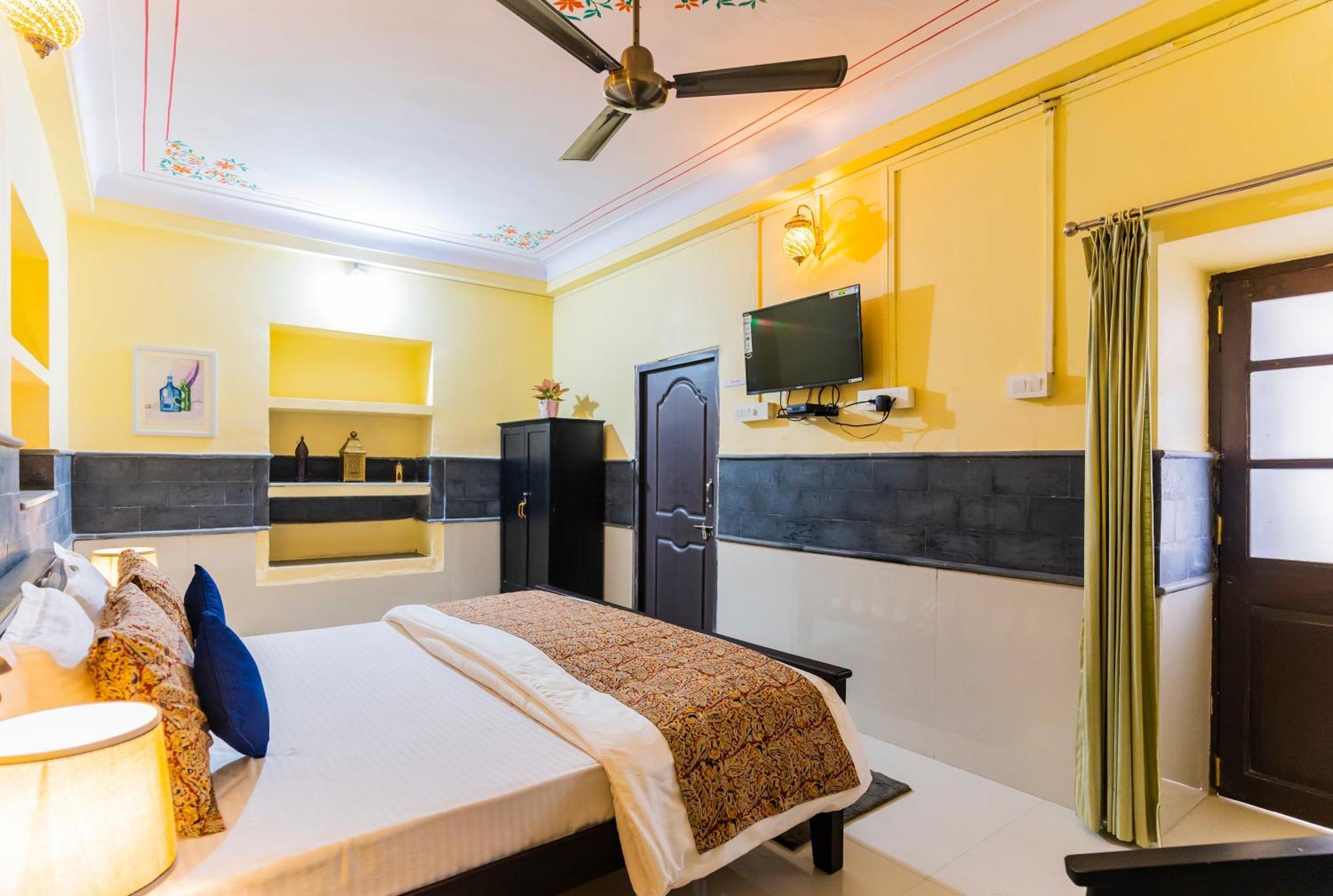 Kalyan Villa Homestay Udaipur Exterior photo